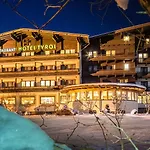 فندق Tyrol Am Wilden Kaiser 4*