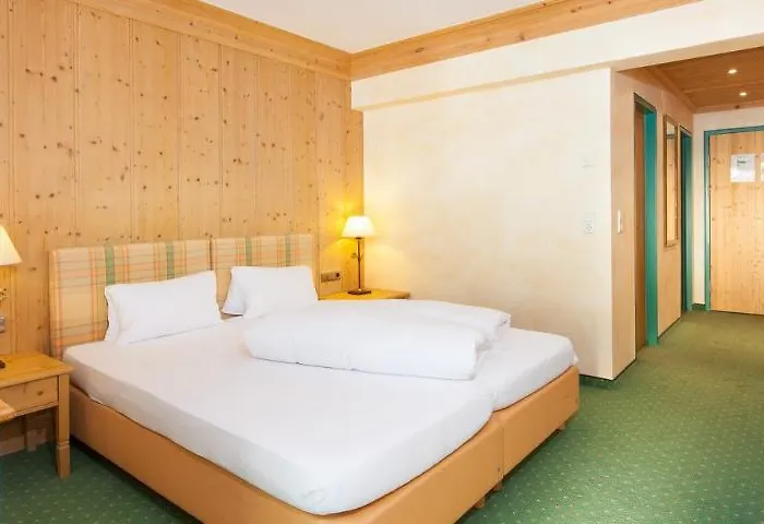 Szálloda Tyrol Am Wilden Kaiser 4*