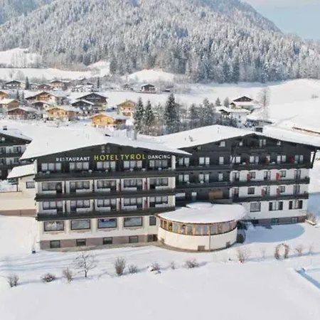 Отель Tyrol Am Wilden Kaiser Зёлль