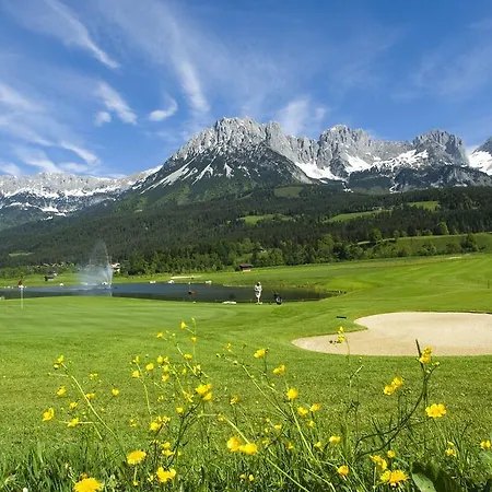 Tyrol Am Wilden Kaiser Отель Зёлль