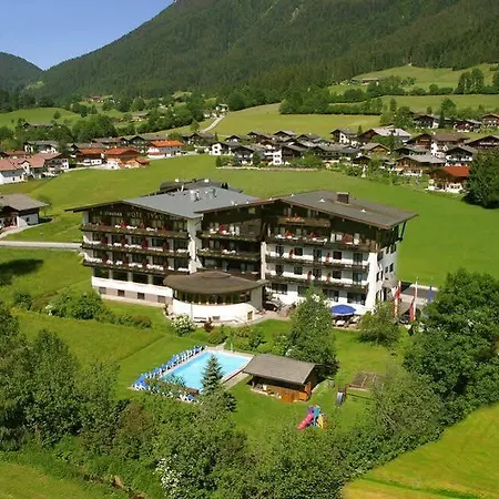 Hotel Tyrol Am Wilden Kaiser Söll