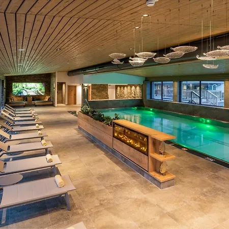 Hotel Tyrol Am Wilden Kaiser 4*