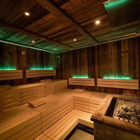 Hotel Tyrol Am Wilden Kaiser 4*